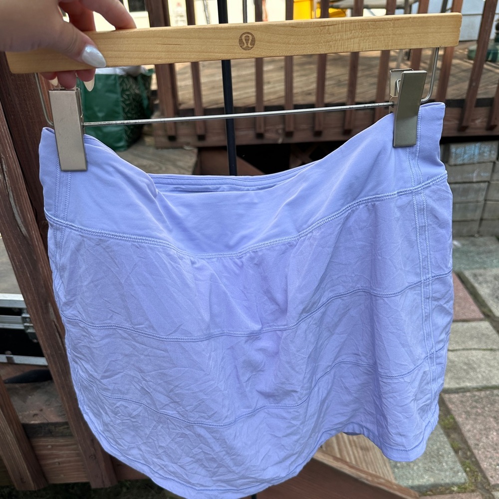 lululemon pace rival skirt in lilac color sz 12 EUC